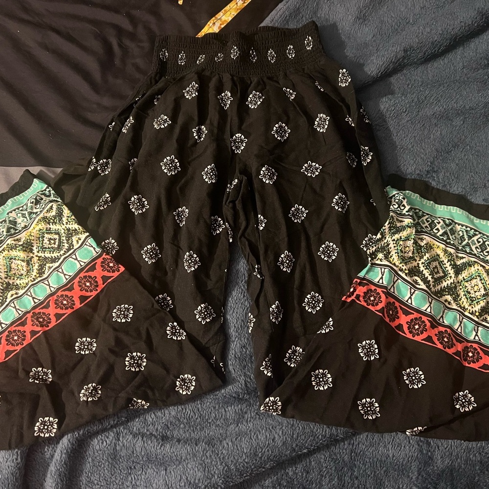 Joe Benbasset Black Patterned Wide-Leg Leggings with Turquoise & Pink Accents